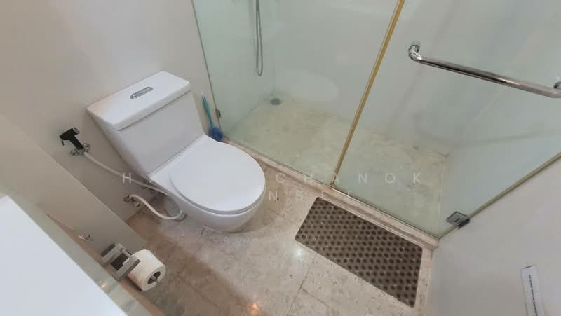 Wind Sukhumvit 23, Bangkok, 136 Soi Sukhumvit 23, Sukhumvit Road, Khlongtoei Nua, Watthana, Bangkok, 1 Bedroom, 50 sqm, Condo For Rent, by Hathaichanok Saenset, 500371032 - DDproperty.com