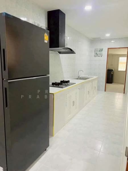 หมู่บ้านวันทนา, Chon Buri (Pattaya), Nong Pru, Bang Lamung (Pattaya), Chon Buri (Pattaya), 5 Bedrooms, 200 sqm, Single Detached House For Rent, by Praveen Peter, 500371033 - DDproperty.com