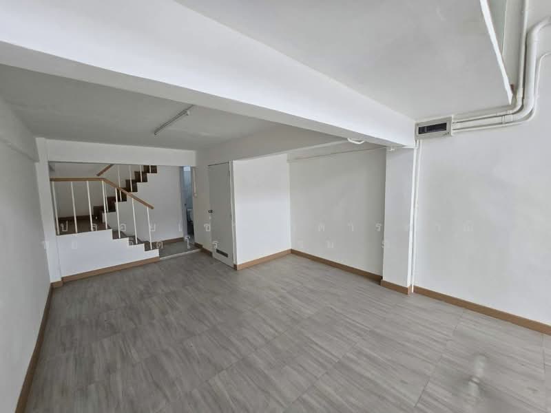 Phlabphla, Wang Thonglang, Bangkok, Phlapphla, Wang Thonglang, Bangkok, 3 Bedrooms, 250 sqm, Townhouse For Rent, by คุณริช, 500371065 - DDproperty.com