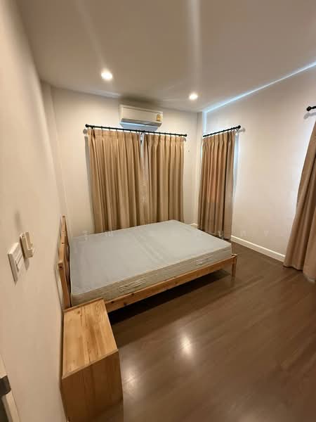 Setthasiri Pattanakarn, Bangkok, Phatthanakan-Onnut Road (New Cut), Prawet, Bangkok, 4 Bedrooms, 160 sqm, Single Detached House For Rent, by การุณ ชมภูบุตร, 500371068 - DDproperty.com