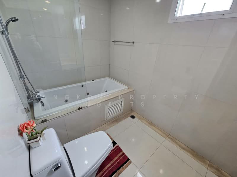 Sathorn 111, Bangkok, Thung Maha Mek, Sathon, Bangkok, 4 Bedrooms, 229 sqm, Condo For Rent, by BANGKOK PROPERTY AGENTS, 500371094 - DDproperty.com