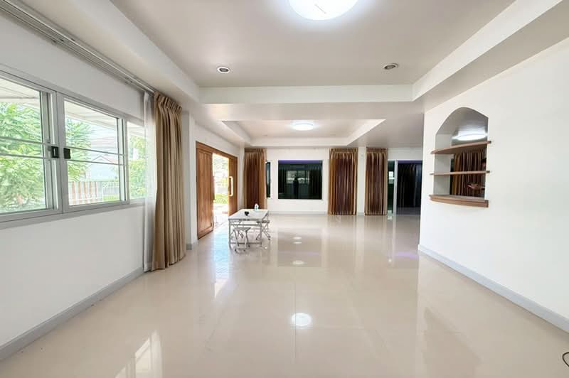 Supalai Garden Ville Bangkok-Pathumthani, Pathum Thani, Bangkok-Pathum Thani Road, Bang Kha Yaeng, Muang Pathum Thani, Pathum Thani, 3 Bedrooms, 250 sqm, Single Detached House For Sale, by คุณหนึ่ง, 500371097 - DDproperty.com