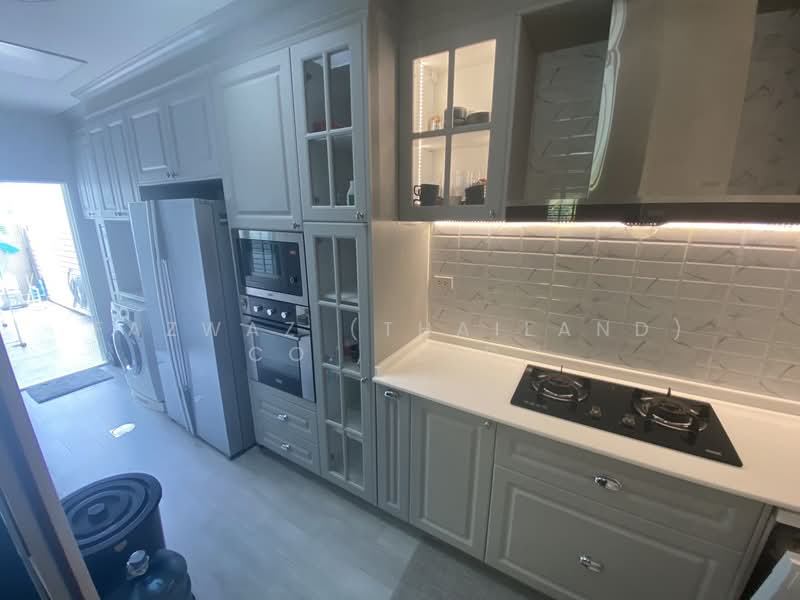 บ้าน 4 ห้องนอน Golden Neo Sathorn พร้อมเฟอร์นิเจอร์ ใกล้สาทร น่าจอง, กรุงเทพ, บางหว้า, ภาษีเจริญ, กรุงเทพ, 160 ตร.ม., บ้านเดี่ยว ขาย, โดย Fazwaz (Thailand) Co., Ltd., 500371098 - DDproperty.com