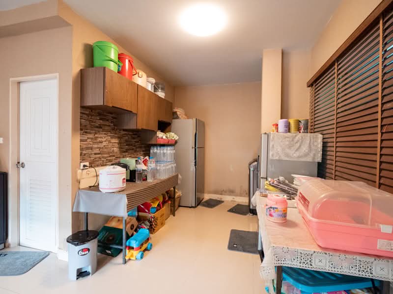 หงส์ประยูร 3, Nonthaburi, บางกรวย-ไทรน้อย, Bang Rak Pattana, Bang Bua Thong, Nonthaburi, 3 Bedrooms, 170 sqm, Semi-Detached House (Twin House) For Sale, by TITISAK Jane, 500371107 - DDproperty.com