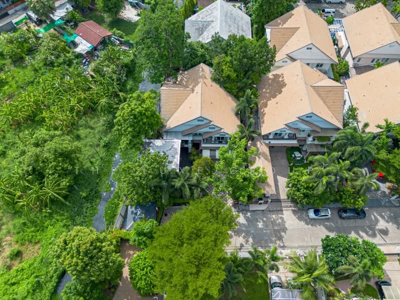 Baan Pattanakarn, Bangkok, Soi Phatthanakan 30, Suan Luang, Bangkok, 5 Bedrooms, 500 sqm, Single Detached House For Sale, by The Luxe Group, 500371127 - DDproperty.com