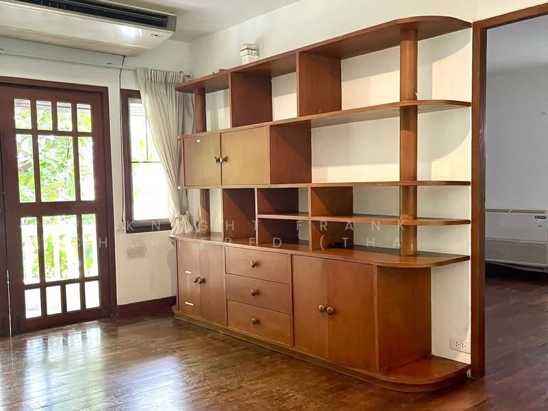 บ้านในซอยร่วมฤดี, กรุงเทพ, ลุมพินี, ปทุมวัน, กรุงเทพ, 220 ตร.ม., บ้านเดี่ยว ให้เช่า, โดย Knight Frank Chartered (Thailand) Co.,Ltd, 500371133 - DDproperty.com
