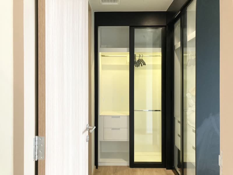 Noble Around Sukhumvit 33, Bangkok, 17 Soi Sukhumvit 33, Khlong Tan Nua, Watthana, Bangkok, 1 Bedroom, 43 sqm, Condo For Rent, by Yip, 500371139 - DDproperty.com