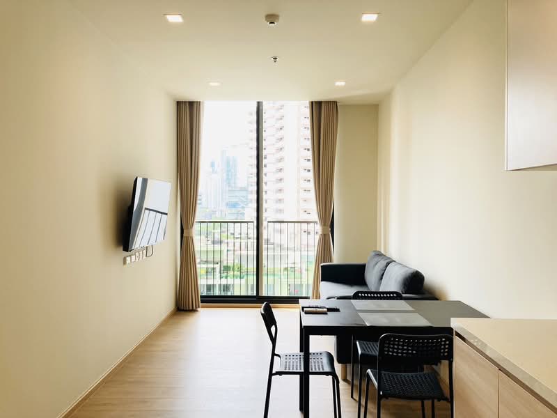 Noble Around Sukhumvit 33, Bangkok, 17 Soi Sukhumvit 33, Khlong Tan Nua, Watthana, Bangkok, 1 Bedroom, 43 sqm, Condo For Rent, by Yip, 500371139 - DDproperty.com