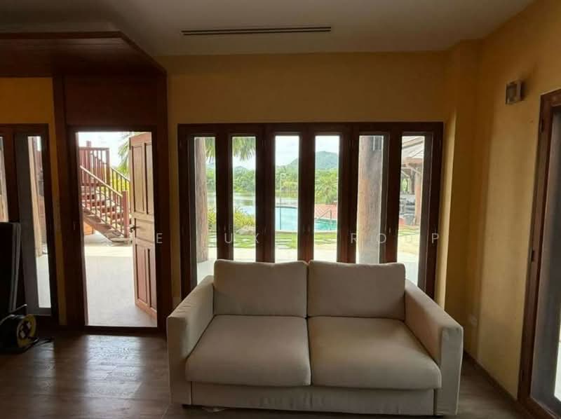 Phaya Nakara Lakeside Estate, Prachuap Khiri Khan, Bang Saphan, Bang Saphan Noi, Prachuap Khiri Khan, 3 Bedrooms, 1,000 sqm, Villa For Sale, by The Luxe Group, 500371140 - DDproperty.com