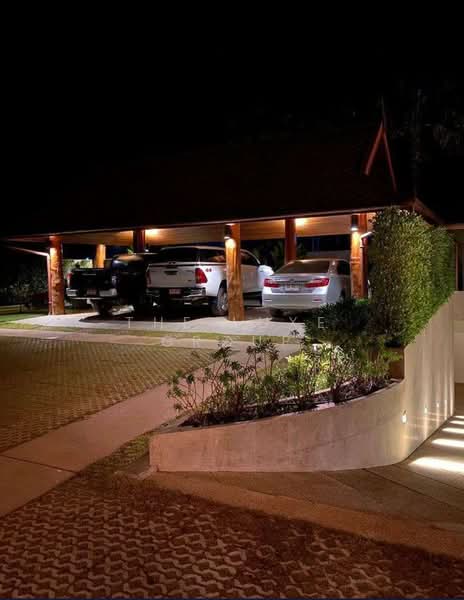 Phaya Nakara Lakeside Estate, Prachuap Khiri Khan, Bang Saphan, Bang Saphan Noi, Prachuap Khiri Khan, 3 Bedrooms, 1,000 sqm, Villa For Sale, by The Luxe Group, 500371140 - DDproperty.com