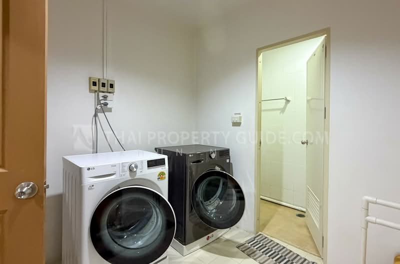 The Cadogan Private Residence, Bangkok, Soi Sukhumvit 39, Khlong Tan Nua, Watthana, Bangkok, 3 Bedrooms, 185 sqm, Condo For Rent, by Khun Nita, 500371166 - DDproperty.com