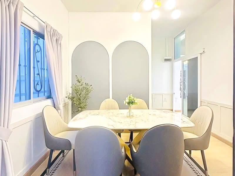 Modern Luxury Cottage House for Sale Nong Ket Yai East Pattaya, Chon Buri (Pattaya), Bang Lamung, Bang Lamung (Pattaya), Chon Buri (Pattaya), 3 Bedrooms, 364 sqm, Single Detached House For Sale, by PLC real estate, 500371168 - DDproperty.com