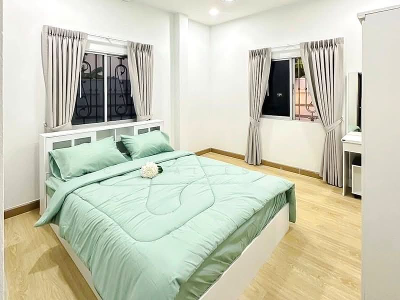 Modern Luxury Cottage House for Sale Nong Ket Yai East Pattaya, Chon Buri (Pattaya), Bang Lamung, Bang Lamung (Pattaya), Chon Buri (Pattaya), 3 Bedrooms, 364 sqm, Single Detached House For Sale, by PLC real estate, 500371168 - DDproperty.com