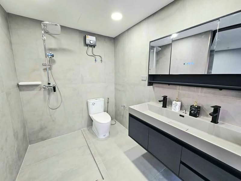 The Waterford Diamond Tower Sukhumvit, Bangkok, 758/18 Soi Sukhumvit 30/1, Sukhumvit Road, Khlong Toei, Bangkok, 3 Bedrooms, 146 sqm, Condo For Rent, by Amarin Sitthidhoon, 500371182 - DDproperty.com