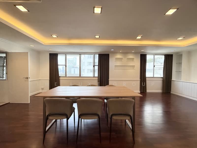 D.S. Tower 1 Sukhumvit 33, Bangkok, Soi Phrom Chit, Khlong Tan Nua, Watthana, Bangkok, 3 Bedrooms, 236 sqm, Condo For Rent, by The Luxe Group, 500371188 - DDproperty.com