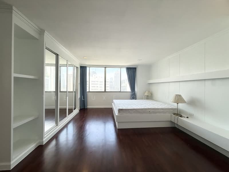 D.S. Tower 1 Sukhumvit 33, Bangkok, Soi Phrom Chit, Khlong Tan Nua, Watthana, Bangkok, 3 Bedrooms, 236 sqm, Condo For Rent, by The Luxe Group, 500371188 - DDproperty.com