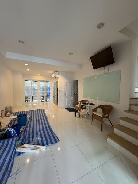 The Master @BTS Udomsuk, Bangkok, Soi Sukhumvit 103, Bang Na, Bangkok, 3 Bedrooms, 266 sqm, Townhouse For Rent, by Konrarat Deesawat, 500371192 - DDproperty.com