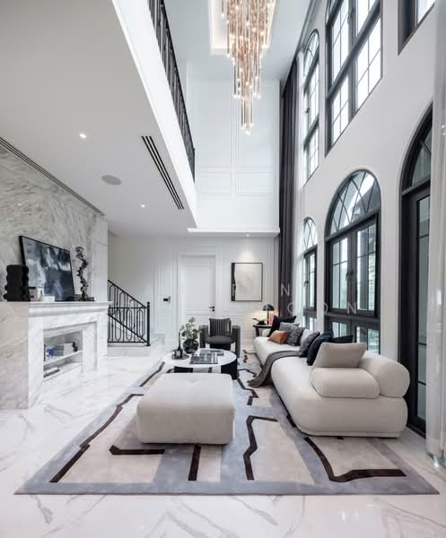 The Boulevard Ekkamai, Bangkok, 98 Soi Prasertdee, Khlong Tan Nua, Watthana, Bangkok, 4 Bedrooms, 500 sqm, Single Detached House For Sale, by Amarin Sitthidhoon, 500371212 - DDproperty.com