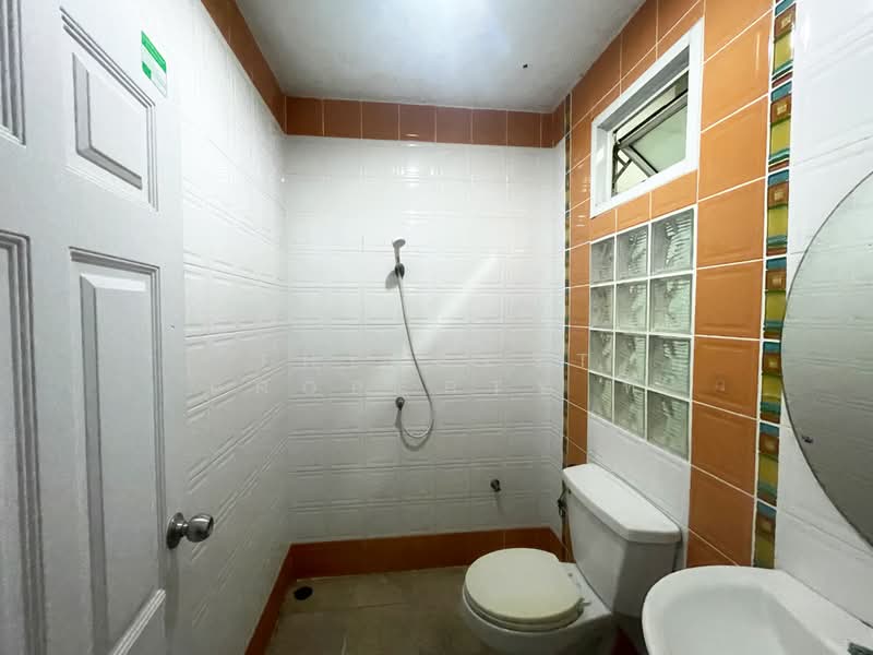 ทาวน์เฮ้าส์บ้านสวน ชลบุรี, Chon Buri (Pattaya), Ban Suan, Muang Chon Buri, Chon Buri (Pattaya), 2 Bedrooms, 100 sqm, Townhouse For Sale, by The Best Property ที, 500371219 - DDproperty.com