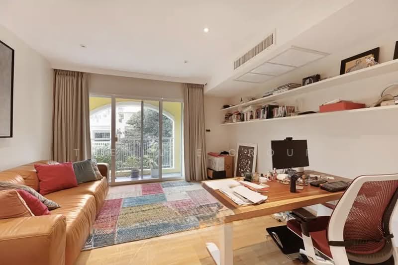 Silver Heritage, Bangkok, 96 Soi Sukhumvit 38, Phra Kanong, Khlong Toei, Bangkok, 4 Bedrooms, 303 sqm, Condo For Sale, by The Luxe Group, 500371221 - DDproperty.com