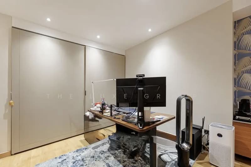 Silver Heritage, Bangkok, 96 Soi Sukhumvit 38, Phra Kanong, Khlong Toei, Bangkok, 4 Bedrooms, 303 sqm, Condo For Sale, by The Luxe Group, 500371221 - DDproperty.com