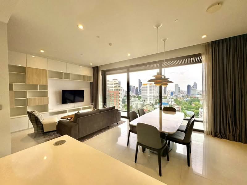 Vittorio 39, Bangkok, 8 Sukhumvit, Khlong Tan Nua, Watthana, Bangkok, 2 Bedrooms, 136 sqm, Condo For Sale, by Simon Decalf, 500371228 - DDproperty.com