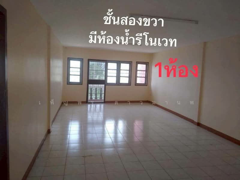 ขายอาคารพาณิชย์ 2 ชั้นครึ่ง 2 คูหา ตีทะลุ ทำเลค้าขาย ใกล้ตลาดบ้านใหม่ ติดถนนมุกขมนตรี เมืองนครราชสีม, นครราชสีมา, บ้านใหม่, เมืองนครราชสีมา, นครราชสีมา, 352 ตร.ม., ตึกแถว-อาคารพาณิชย์ ขาย, โดย เพ็ญพร ดาวมานพ, 500371241 - DDproperty.com