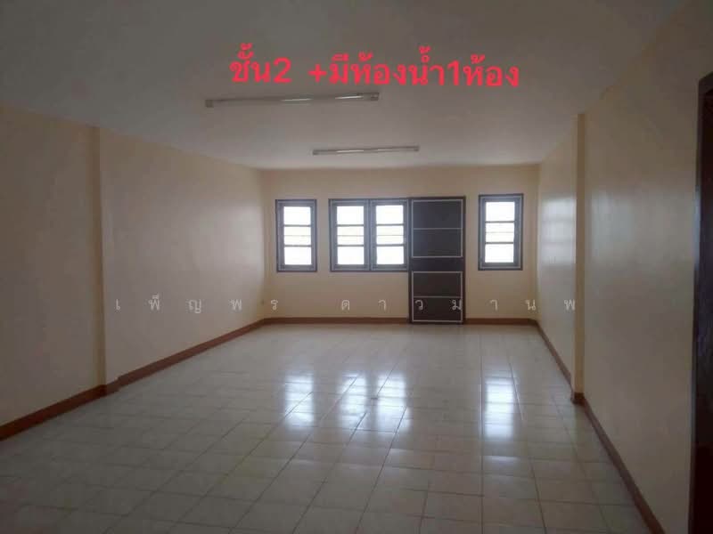 ขายอาคารพาณิชย์ 2 ชั้นครึ่ง 2 คูหา ตีทะลุ ทำเลค้าขาย ใกล้ตลาดบ้านใหม่ ติดถนนมุกขมนตรี เมืองนครราชสีม, Nakhon Ratchasima, Ban Mai, Muang Nakhon Ratchasima, Nakhon Ratchasima, , 352 sqm, Shophouse For Sale, by เพ็ญพร ดาวมานพ, 500371241 - DDproperty.com