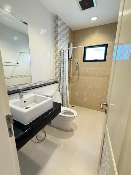 Rare 4BR House at Blue Lagoon 2 Dokmai Bangkok | 280 sqm Living, Bangkok, Dok Mai, Prawet, Bangkok, 4 Bedrooms, 280 sqm, Single Detached House For Sale, by Fazwaz (Thailand) Co., Ltd., 500371262 - DDproperty.com