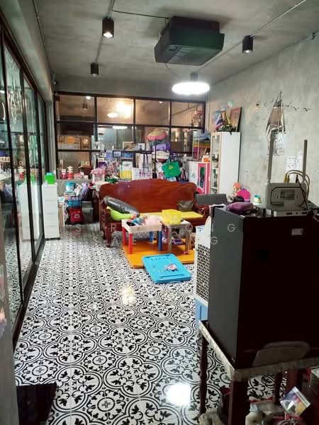 Two adjoining townhouses 66 sq.wa 4 Beds 4 Baths Soi Kamphaeng Phet 6, Laksi, Bangkok, กำแพงเพชร 6, Thung Song Hong, Lak Si, Bangkok, 4 Bedrooms, 300 sqm, Townhouse For Sale, by Sirithong Saetang, 500371270 - DDproperty.com