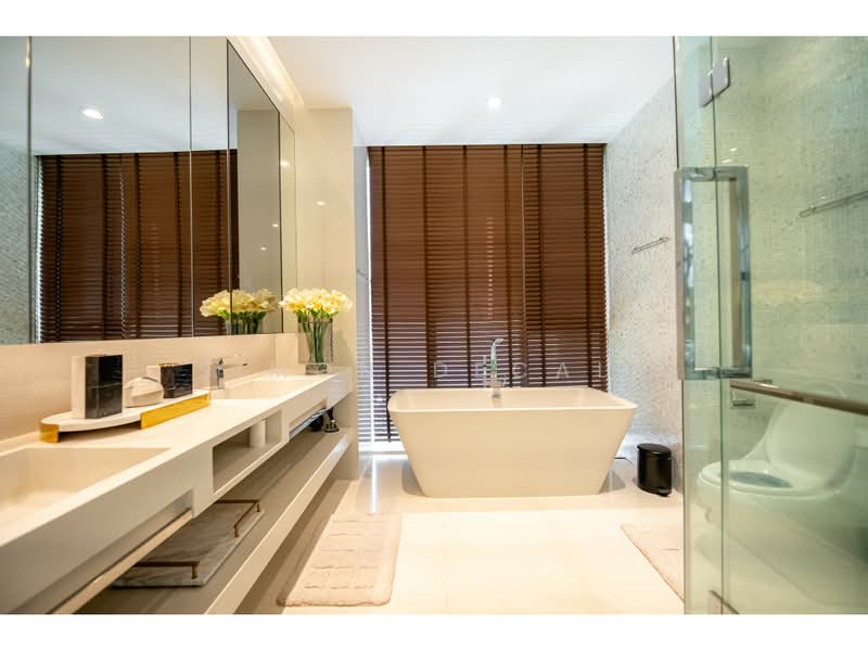 Vittorio 39, Bangkok, 8 Sukhumvit, Khlong Tan Nua, Watthana, Bangkok, 2 Bedrooms, 137 sqm, Condo For Rent, by Simon Decalf, 500371278 - DDproperty.com