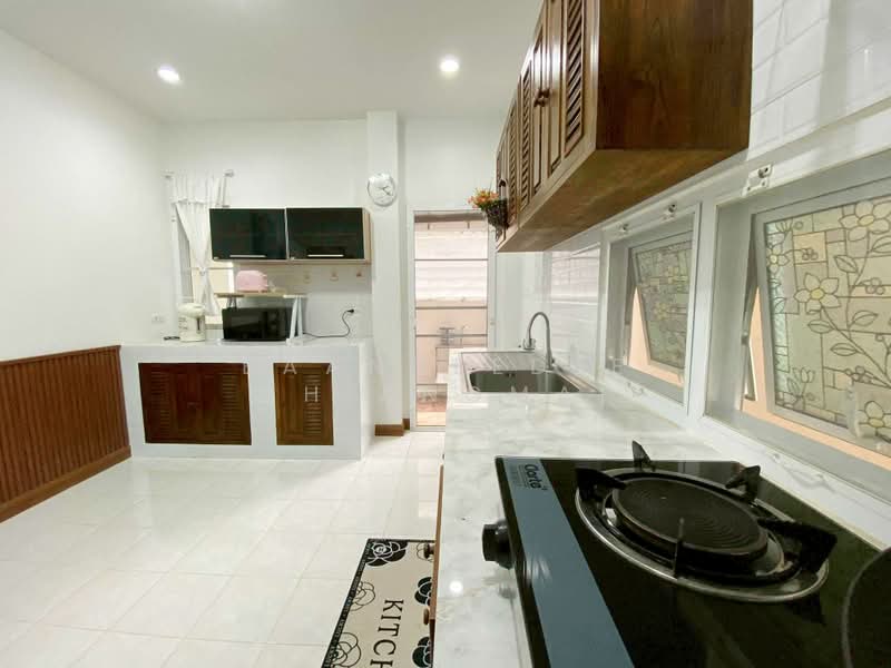 A house for rent near Kad Farang, Chiang Mai Rental Price: 31,000 THB /month Property ID: No.14H1096, Chiang Mai, San Phak Wan, Hang Dong, Chiang Mai, 3 Bedrooms, 150 sqm, Single Detached House For Rent, by Baandeedee Chiangmai, 500371280 - DDproperty.com