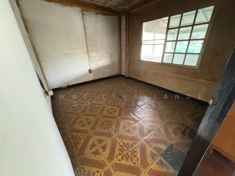 Spacious 3BR House for Rent in Sukhumvit 71, Khlong Tan Nuea Bangkok, Bangkok, Khlong Tan Nua, Watthana, Bangkok, 3 Bedrooms, 500 sqm, Single Detached House For Rent, by Fazwaz (Thailand) Co., Ltd., 500371287 - DDproperty.com