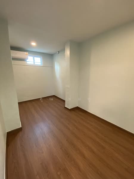 Noble Park Bangplee : โนเบิล พาร์ค บางพลี, สมุทรปราการ, ซอย หมู่บ้านโนเบิลพาร์ค, บางพลีใหญ่, บางพลี, สมุทรปราการ, 98 ตร.ม., บ้านเดี่ยว ขาย, โดย คุณ ชมพู่, 500371307 - DDproperty.com