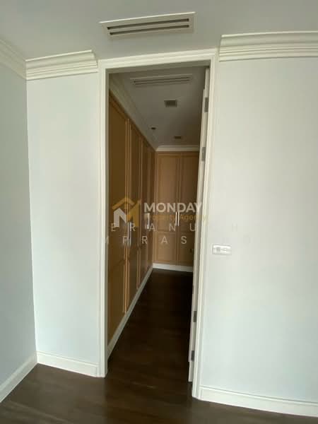 The Lakes, Bangkok, 123 Ratchadaphisek Road, Khlong Toei, Bangkok, 2 Bedrooms, 149 sqm, Condo For Sale, by Neeranuch Somprasong, 500371338 - DDproperty.com