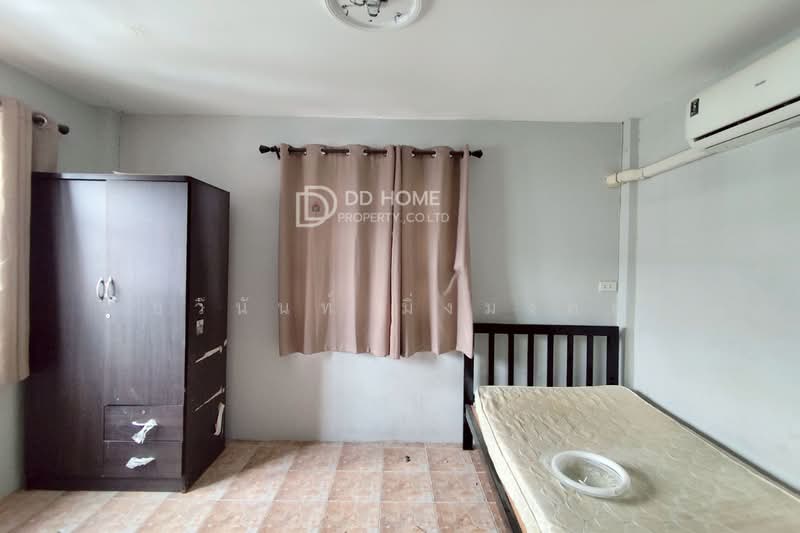 Baan Somchai Pattana, Nonthaburi, Soi Somchai Phatthana Village, Bang Kruai, Bang Kruai, Nonthaburi, 3 Bedrooms, 100 sqm, Townhouse For Sale, by ธวินันท์ มิ่งมงคล, 500371339 - DDproperty.com