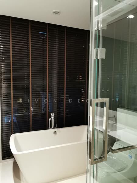 Vittorio 39, Bangkok, 8 Sukhumvit, Khlong Tan Nua, Watthana, Bangkok, 2 Bedrooms, 102 sqm, Condo For Rent, by Simon Decalf, 500371351 - DDproperty.com