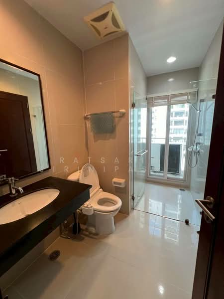 Noble Ora, Bangkok, Soi Sukhumvit 55, Sukhumvit Road, Khlong Tan Nua, Watthana, Bangkok, 2 Bedrooms, 108 sqm, Condo For Rent, by Ratsarin Sirinipaspong, 500371371 - DDproperty.com
