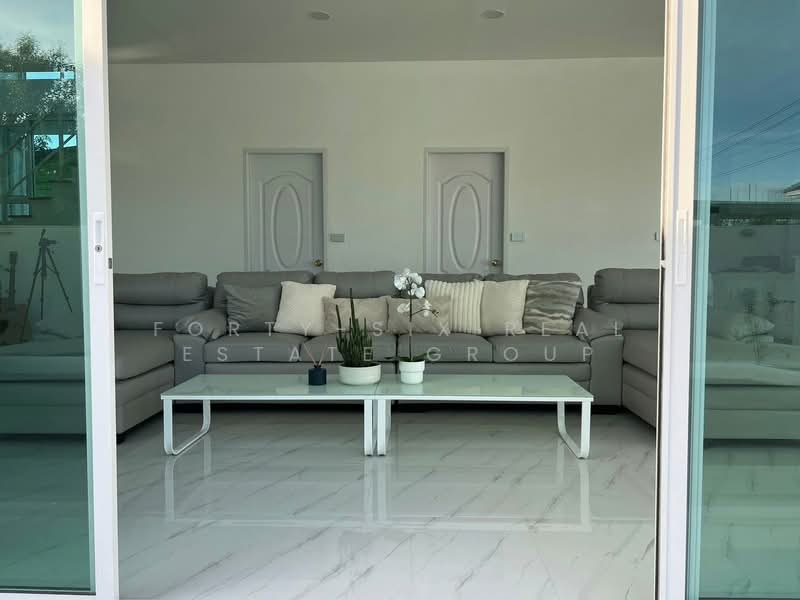 ขาย/ให้เช่าบ้านสีขาวโมเดิร์น ใกล้สุวรรณภูมิ, กรุงเทพ, ลาดกระบัง, กรุงเทพ, 250 ตร.ม., บ้านเดี่ยว ให้เช่า, โดย Forty-Six Real Estate Group, 500371373 - DDproperty.com