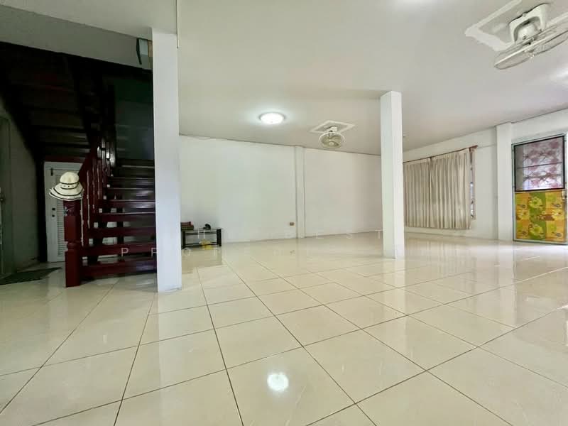 Suthavee Cluster House, Samut Prakan, Bang Phli-Tamru Road, Bangphli Yai, Bang Plee, Samut Prakan, 3 Bedrooms, 150 sqm, Semi-Detached House (Twin House) For Sale, by The Best Property ทัศ, 500371388 - DDproperty.com