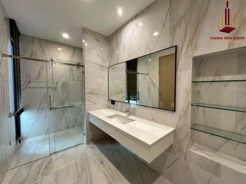 The Glamor Ekkamai – Praditmanutham, Bangkok, Soi Praditmanutham 8, Khlong Chaokhun Sing, Wang Thonglang, Bangkok, 3 Bedrooms, 412 sqm, Single Detached House For Sale, by JSA REAL ESTATE, 500371406 - DDproperty.com