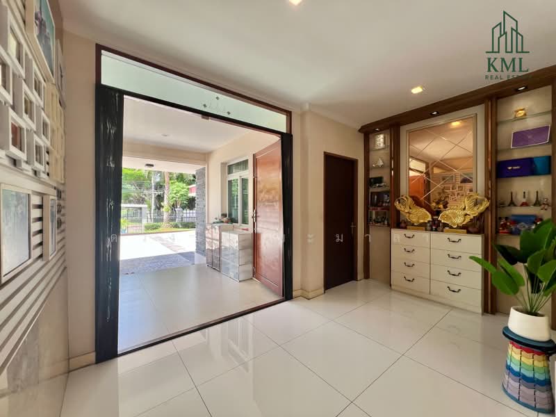 Home on Green Thanyathani, Pathum Thani, Villa Thanya Thani Village No. 5/221, Lat Sawai, Lam Luk Ka, Pathum Thani, 5 Bedrooms, 550 sqm, Single Detached House For Sale, by ดวงใจ ขะมาลา, 500371413 - DDproperty.com