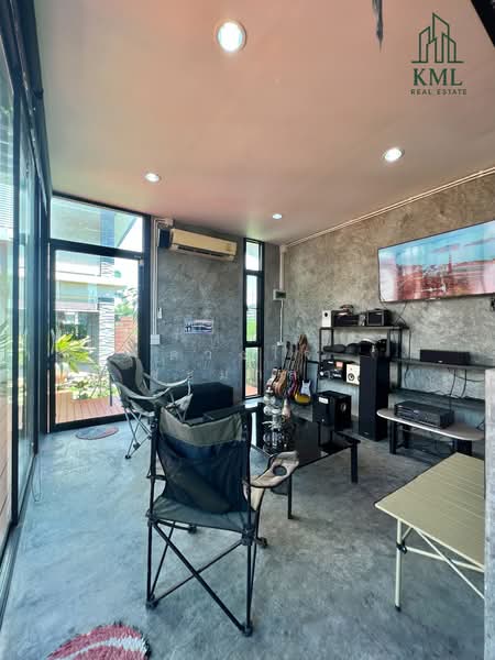 Home on Green Thanyathani, Pathum Thani, Villa Thanya Thani Village No. 5/221, Lat Sawai, Lam Luk Ka, Pathum Thani, 5 Bedrooms, 550 sqm, Single Detached House For Sale, by ดวงใจ ขะมาลา, 500371413 - DDproperty.com