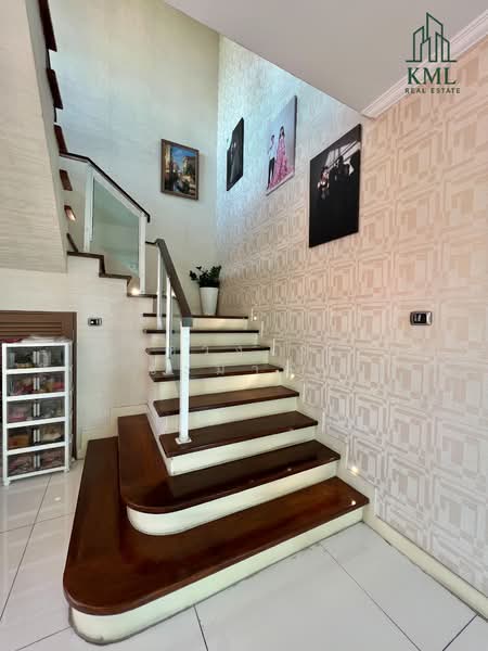 Home on Green Thanyathani, Pathum Thani, Villa Thanya Thani Village No. 5/221, Lat Sawai, Lam Luk Ka, Pathum Thani, 5 Bedrooms, 550 sqm, Single Detached House For Sale, by ดวงใจ ขะมาลา, 500371413 - DDproperty.com