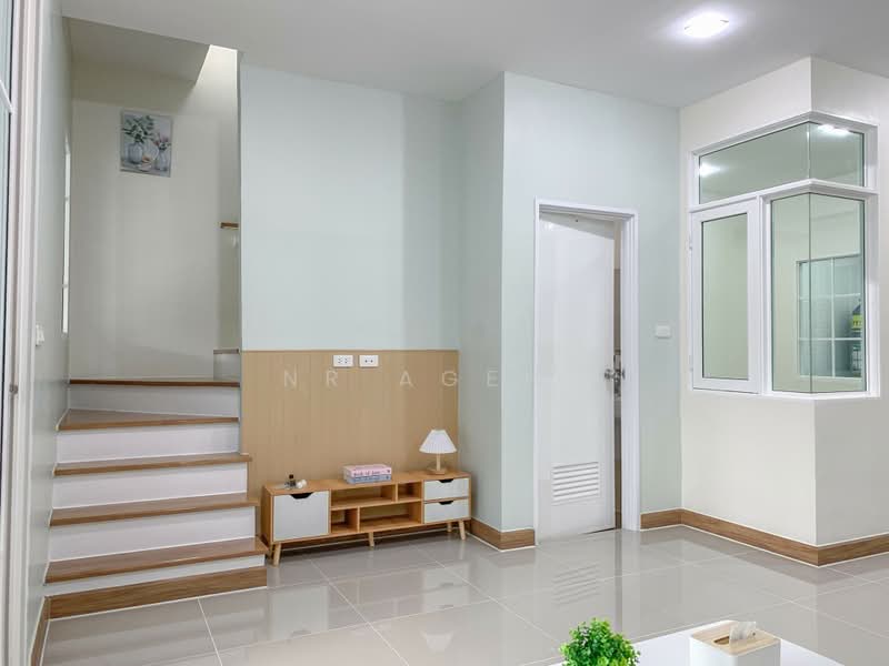 Golden Town 3 Bangna-Suanluang, Bangkok, Kanchanaphisek Road, Prawet, Bangkok, 3 Bedrooms, 110 sqm, Townhouse For Sale, by NR AGENT, 500371417 - DDproperty.com