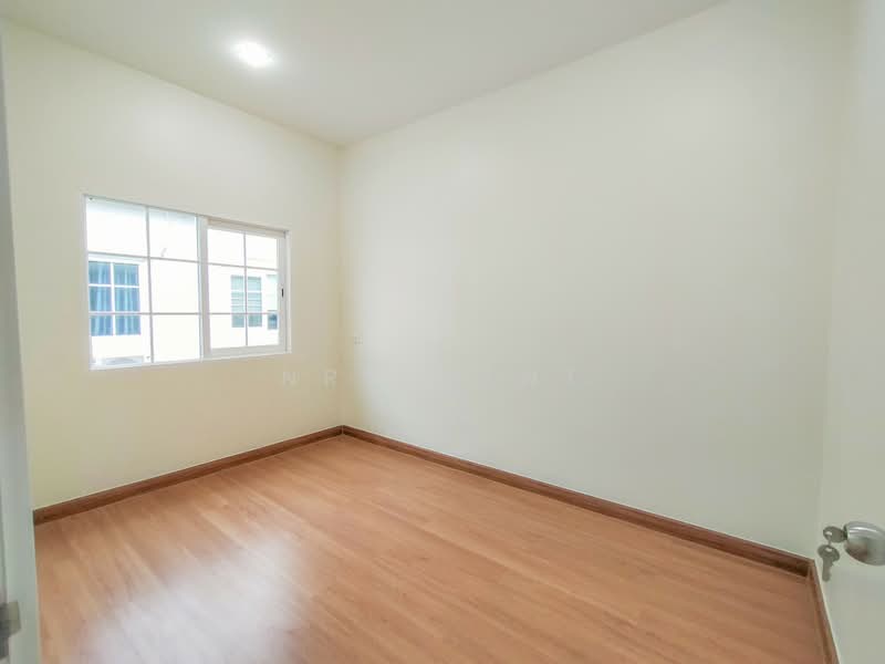 Golden Town 3 Bangna-Suanluang, Bangkok, Kanchanaphisek Road, Prawet, Bangkok, 3 Bedrooms, 110 sqm, Townhouse For Sale, by NR AGENT, 500371417 - DDproperty.com