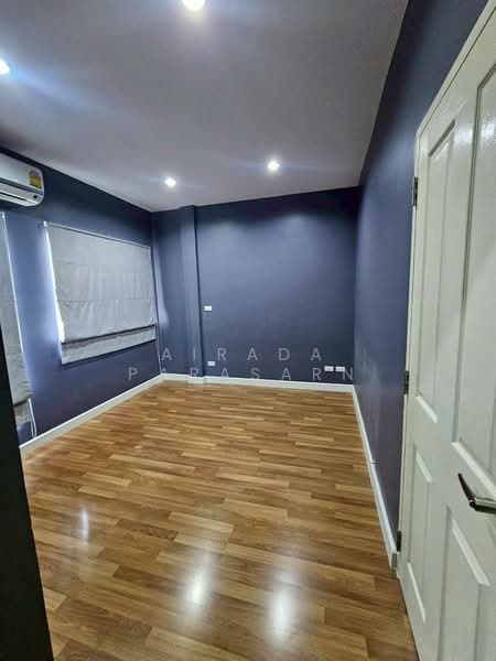 The Metro RamKhamHaeng, Bangkok, Thap Chang, Saphan Sung, Bangkok, 3 Bedrooms, 130 sqm, Townhouse For Rent, by Airada Parasarn, 500371434 - DDproperty.com