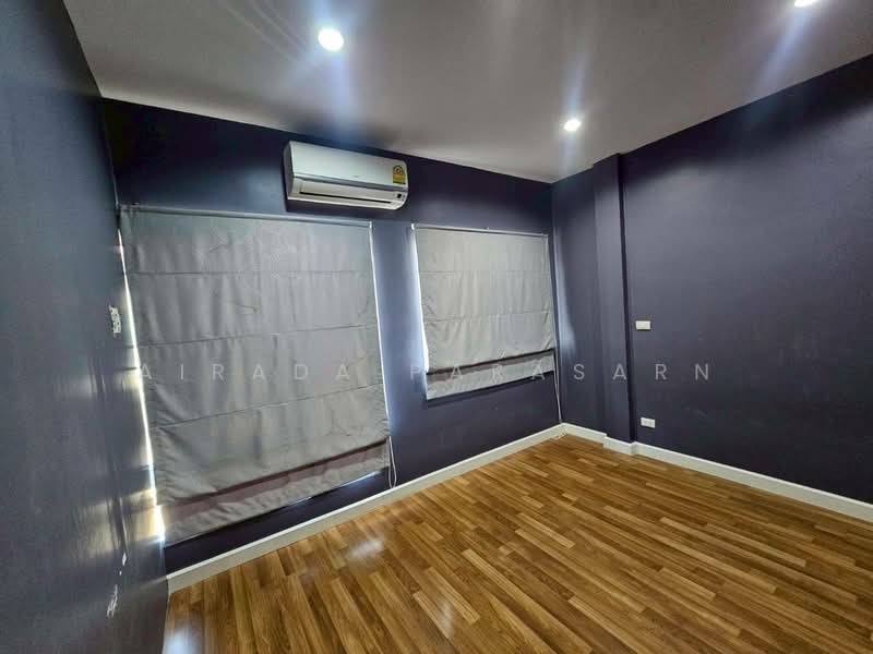 The Metro RamKhamHaeng, Bangkok, Thap Chang, Saphan Sung, Bangkok, 3 Bedrooms, 130 sqm, Townhouse For Rent, by Airada Parasarn, 500371434 - DDproperty.com