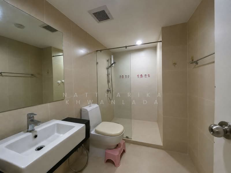 Belle Grand Rama 9, Bangkok, 131 Rama 9 Road, Huai Khwang, Bangkok, 1 Bedroom, 50 sqm, Condo For Rent, by Nattharika Khwanlada, 500371466 - DDproperty.com