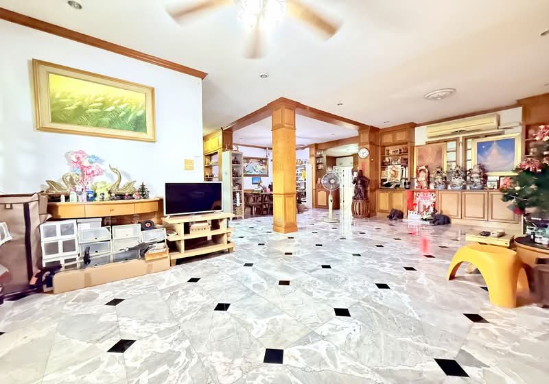 Laddarom Rattanathibet, Nonthaburi, Rattanathibet Road, Sai Ma, Muang Nonthaburi, Nonthaburi, 4 Bedrooms, 200 sqm, Single Detached House For Sale, by ศิริเพ็ญ ทองอ่อน, 500371472 - DDproperty.com
